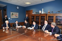 Mission participants in discussion with US Senator Thad Cochran, JosephB.Stamm