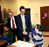 Councilmember Mark Levine visits Shema Kolainu, 11/3/2014
